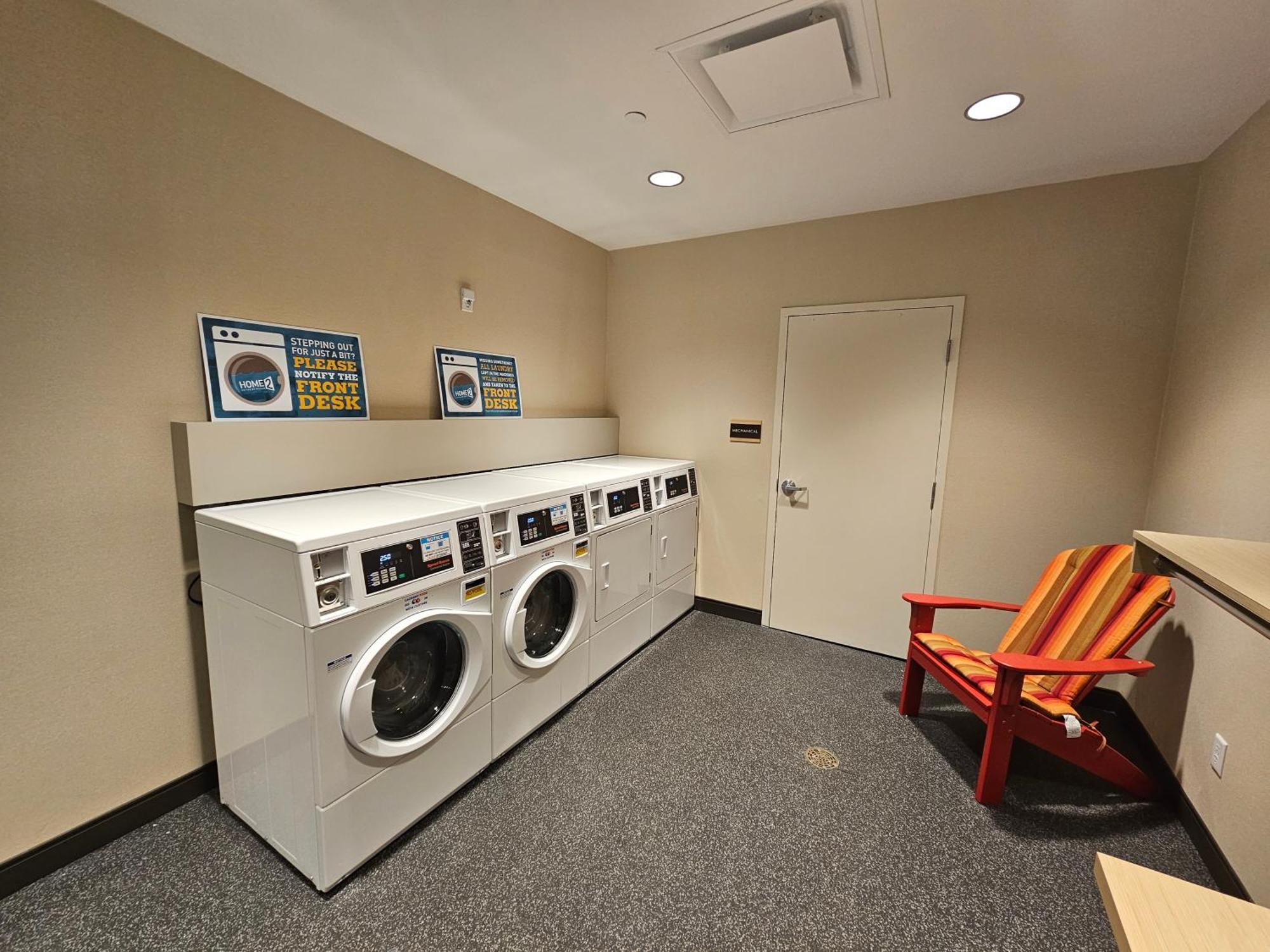 Home2 Suites By Hilton Allentown Bethlehem Airport Bagian luar foto