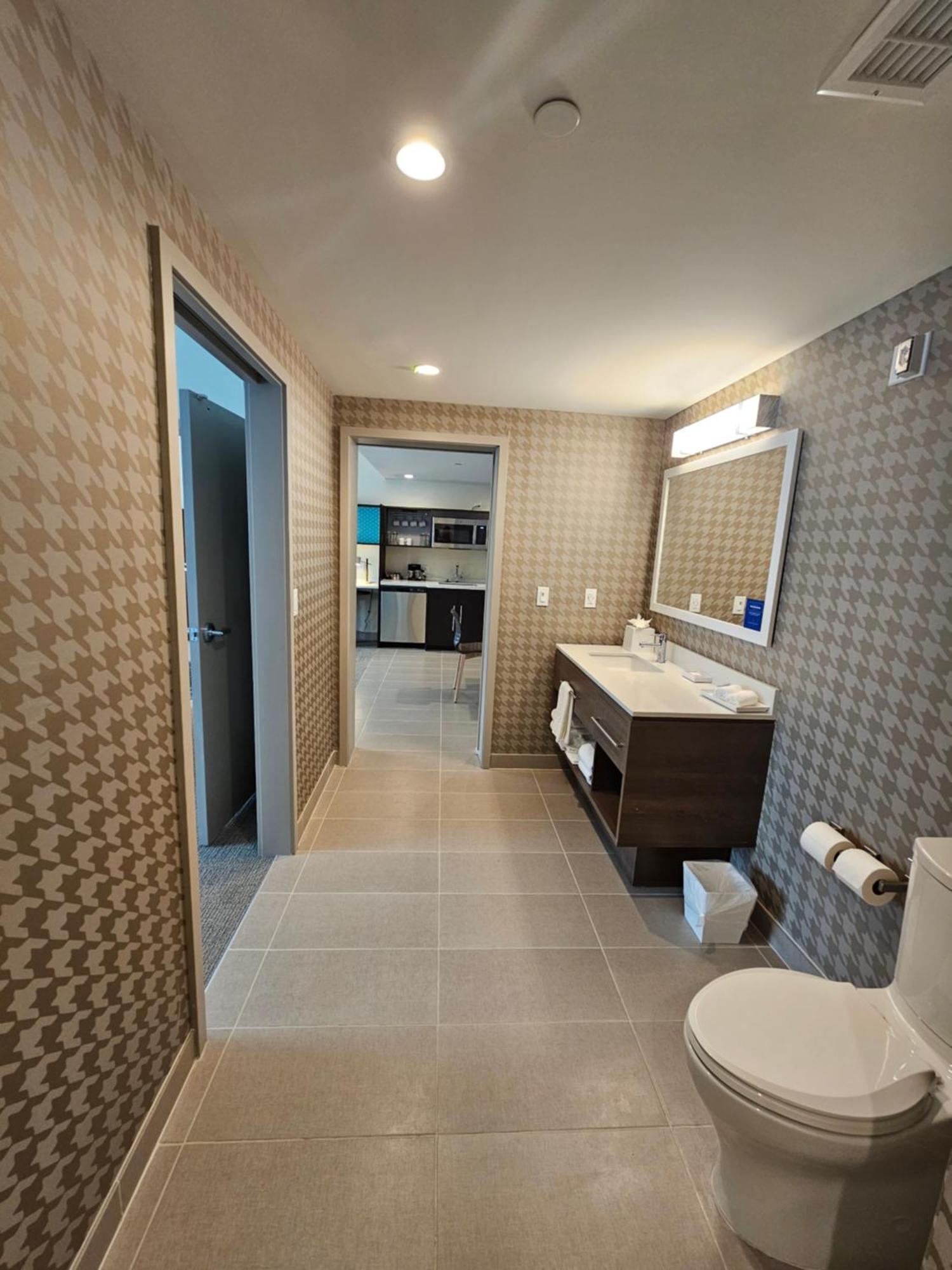 Home2 Suites By Hilton Allentown Bethlehem Airport Bagian luar foto